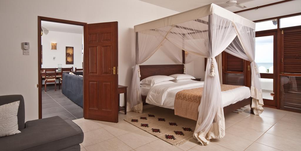 Lantana Galu Beach Diani Beach Phòng bức ảnh