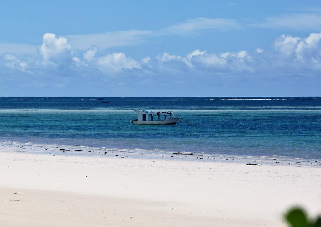 Lantana Galu Beach Diani Beach Ngoại thất bức ảnh