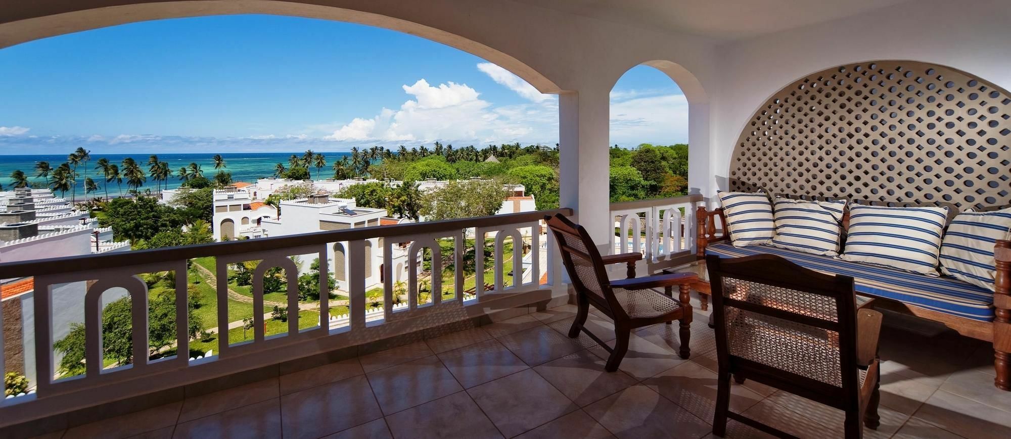 Lantana Galu Beach Diani Beach Ngoại thất bức ảnh